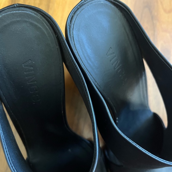 VInce Kaya leather cut out accent sandals, USED - Picture 9 of 13